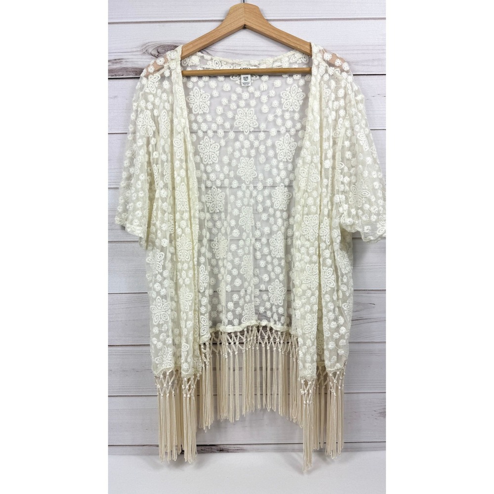 Cato‎ Woman Ivory Lace Floral Short Sleeve Kimono Duster Fringe Size 26 28w